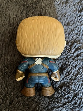 Funko Pop Capitan America con molla