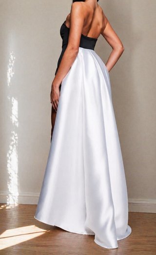 VESTIDO DE NOCHE O CELEBRACIÓN TALLA S