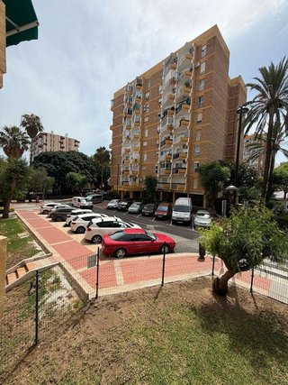 Piso en venta en Parque de la Paloma en Benalmádena