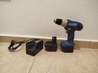 Taladro Berner 12V con cargador y batería