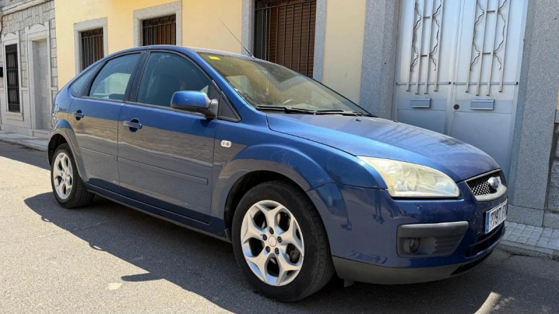 Ford Focus 2006 - foto 1