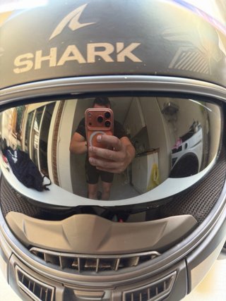 Casco Shark Skwal i3 M + Intercom Sena Spider ST1