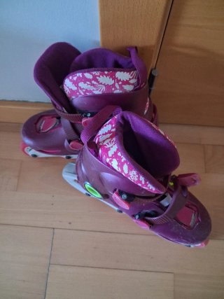 PATINES NIÑA TALLA 30-32