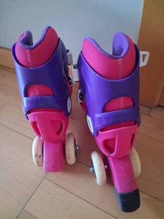 Patines Oxelo niña talla 28-30 3 ruedas