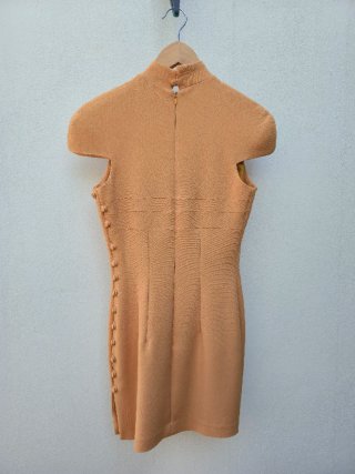 Vestido oriental manga corta camel claro