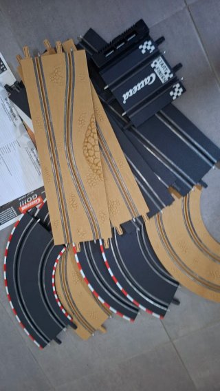 OFERTON: Circuitos de coches Carrera GO!Scalextric
