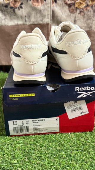 Reebok Beige/Blanco Zapatillas Deportivas