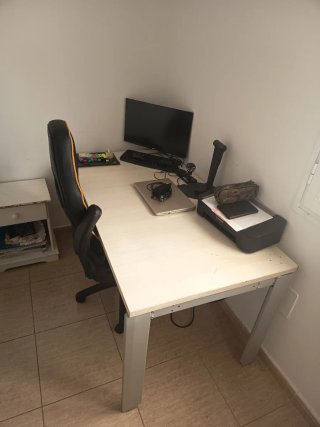 Silla Gaming Muvip + Mesa