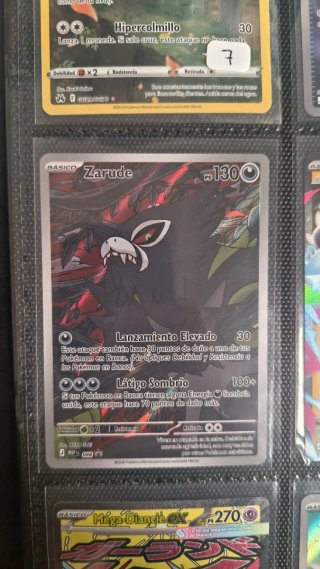 Carta Pokémon Zarude Básico
