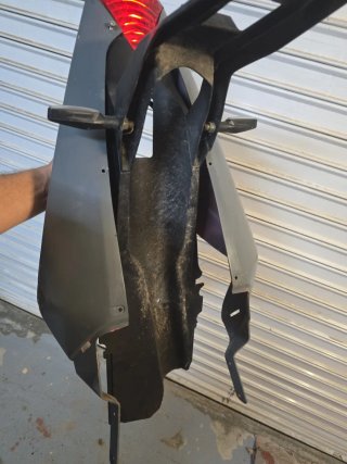Porta matriculas y colín Aprilia RS / Derbi GPR