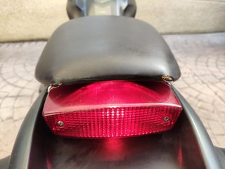 Ducati Monster 620 Dark Doble Disco del año 2005