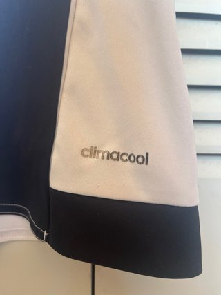 Camiseta Adidas Rayas Negro y Blanca Talla M