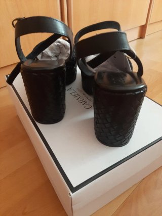 Sandalias Carmela Mujer Negras Talla 41.