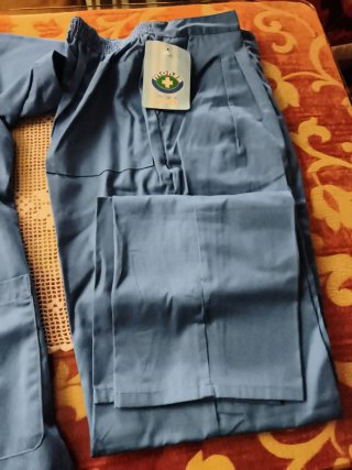 Uniforme de trabajo azul