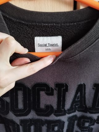 Sudadera Social Tourist gris oscura