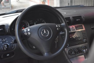 Mercedes-Benz Clase C 2005