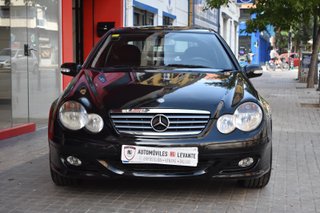 Mercedes-Benz Clase C 2005