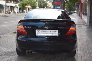 Mercedes-Benz Clase C 2005