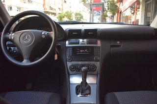 Mercedes-Benz Clase C 2005