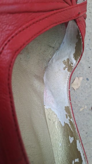 Zapatos tacón rojos piel