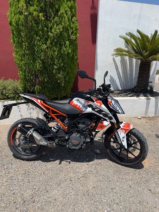 KTM Duke 125 ABS