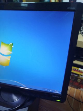 PC Sobremesa + Monitor BenQ | i3 / 16 GB / 2 TB /