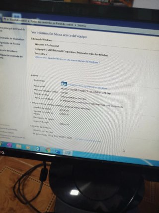 PC Sobremesa + Monitor BenQ | i3 / 16 GB / 2 TB /