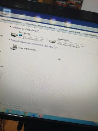 PC Sobremesa + Monitor BenQ | i3 / 16 GB / 2 TB /