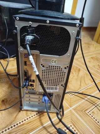 PC Sobremesa + Monitor BenQ | i3 / 16 GB / 2 TB /