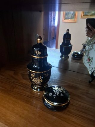Jarrón y joyero negro y dorado Vintage Skard