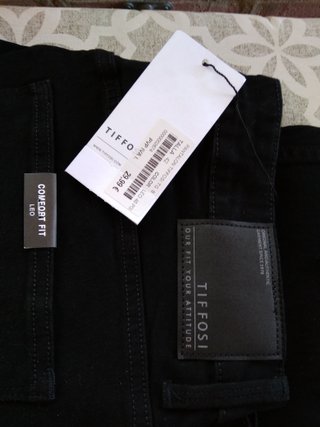 Pantalón negro Tiffosi Talla L