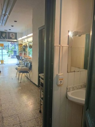 Local comercial en alquiler en El Poble Sec - Parc de Montjuïc en Barcelona