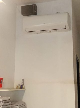 Local comercial en alquiler en El Poble Sec - Parc de Montjuïc en Barcelona