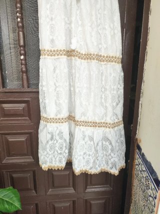 Vestido blanco largo encaje dorado talla S/M