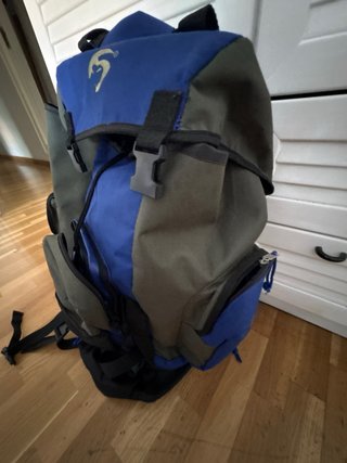 Mochila Montaña Moncayo 45L + Saco Térmico