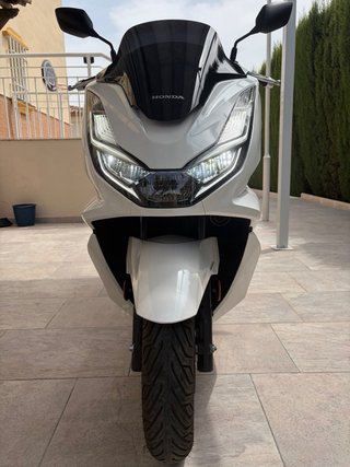 Honda PCX 125 Blanca