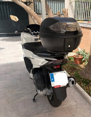 Honda PCX 125 Blanca