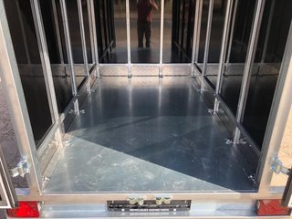 NUEVO: Remolque caja cerrada 750 kg