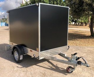 NUEVO: Remolque caja cerrada 750 kg