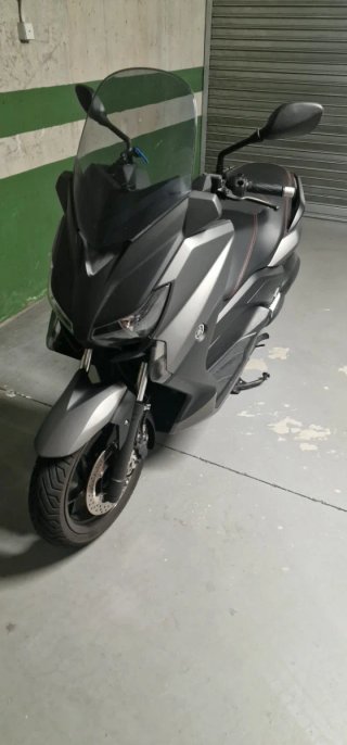 Yamaha Xmax 125