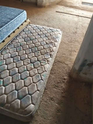 Cama nido metálica con somier de madera y colchone