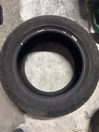 Neumático 225/55 ZR16 99W