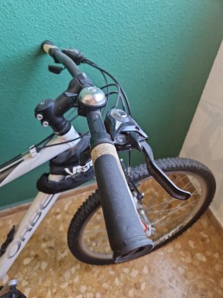 Bicicleta Orbea Tuareg Blanca