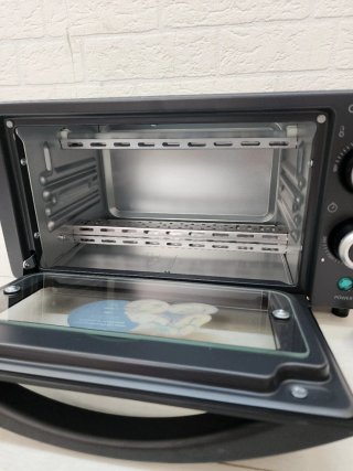 Horno sobremesa 10 l 1000 w Cecotec