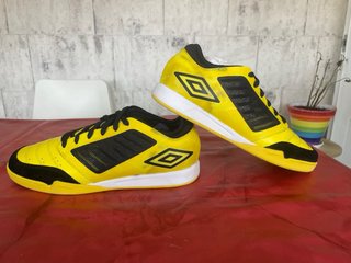 Zapatillas Umbro Amarillas Talla 41