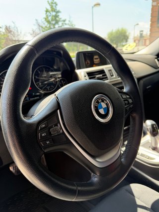 BMW F30 318d 143cv AUT. SOLO 80.000KM!!