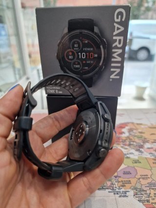 Garmin Fenix 8 Solar Sapphire 51mm Reloj GPS