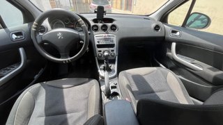Peugeot 308 2012