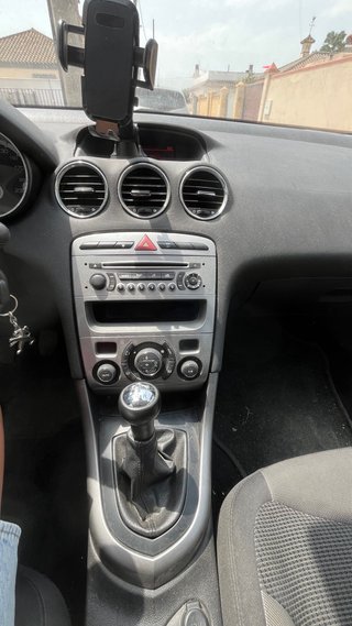 Peugeot 308 2012