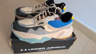 Zapatillas Zara Talla 44 Beige y Azul